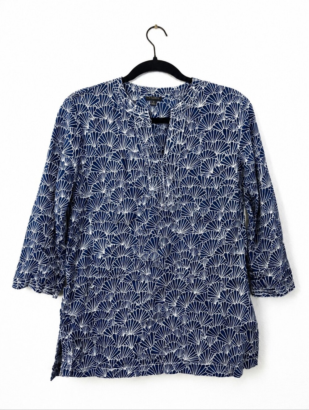 Talbots 100% Cotton Blue White Coastal Shell Print Tunic Blouse M Resort